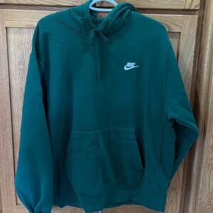 Nike Men's Green Hoodie